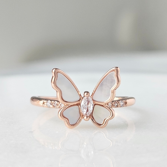 Rose Gold Butterfly ring with Mother of pearl, Charmed Aroma - Picture 5 of 8